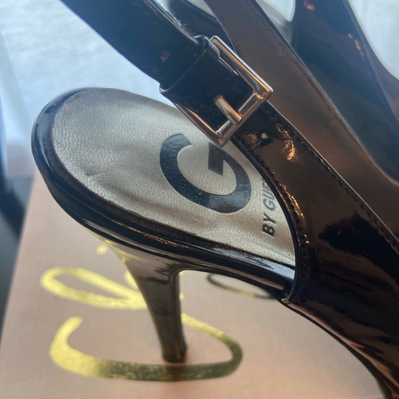 Sling back patent leather heels - Picture 3 of 5